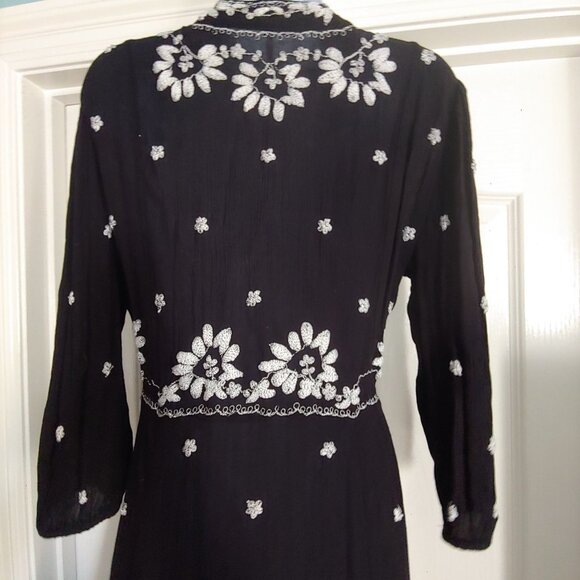 Free People Fable Black/White Embroidered Sunflowers Midi Dress Whimsy M - Picture 11 of 16